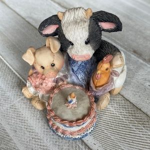 Butter Cream Wishes Figurine-Excellent condition